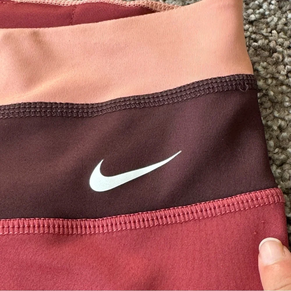 NIKE Dri Fit Epic Luxe‎ Running Tights Size M Red 7/8